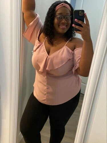Violet_98 Profile image 1