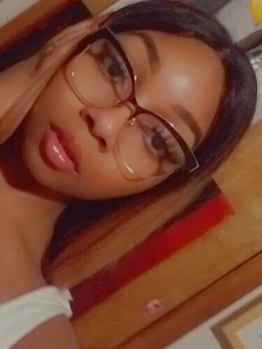 Bettylove98 Profile image 2