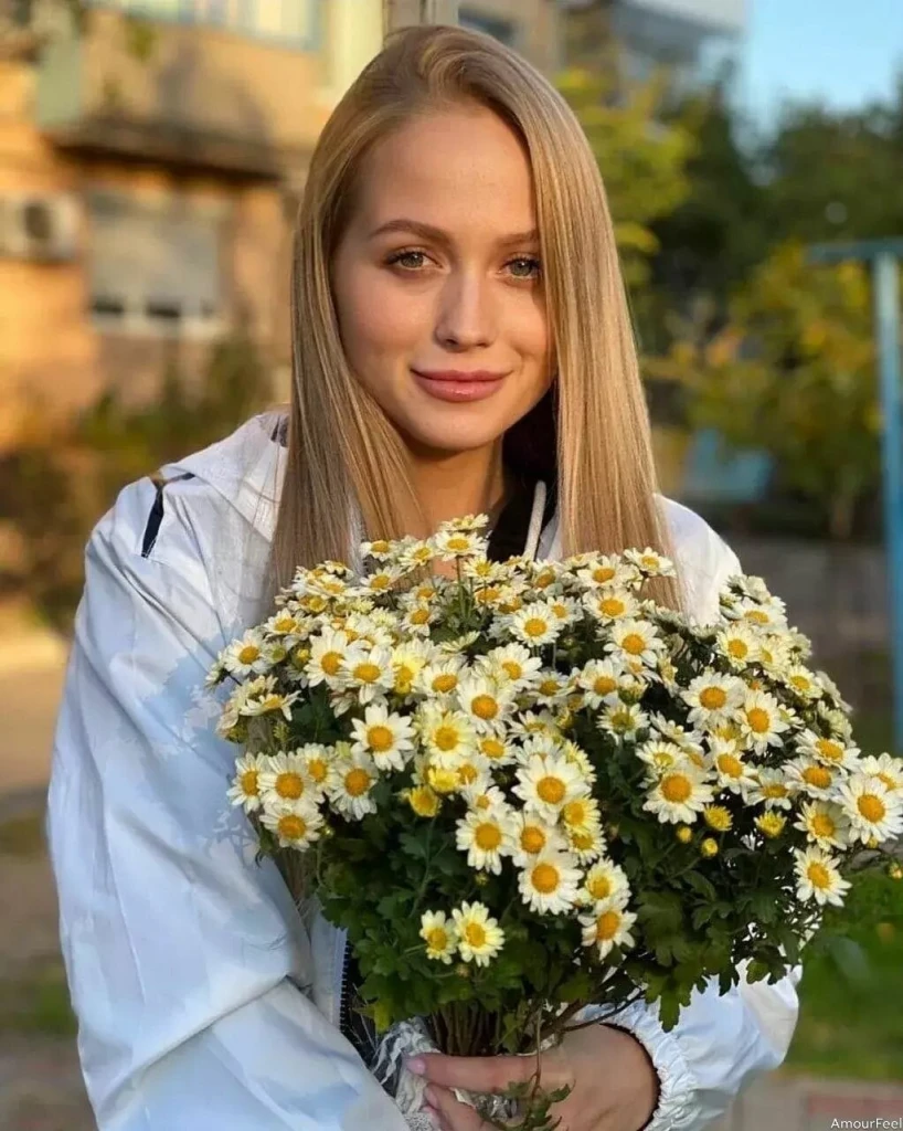 Liliya Profile image 3