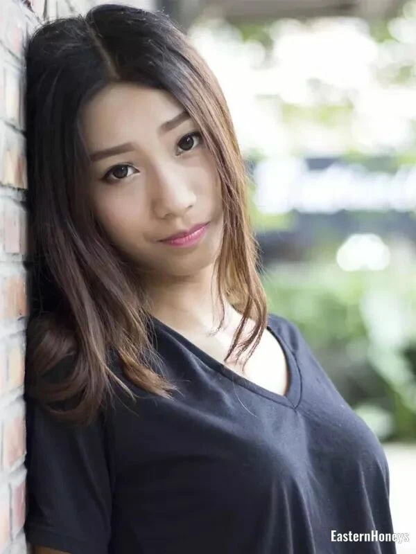 Jingtong Chen Profile image 1