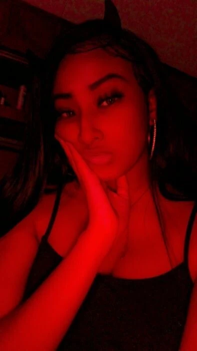 Sophiaaa135 Profile image 4