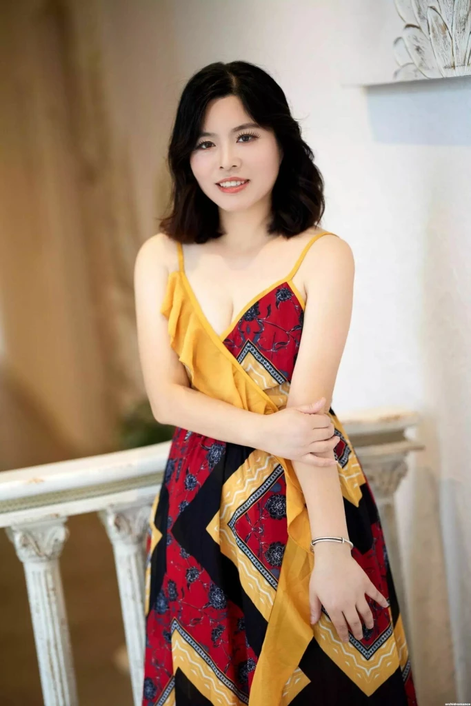 Bo Ju Profile image 1