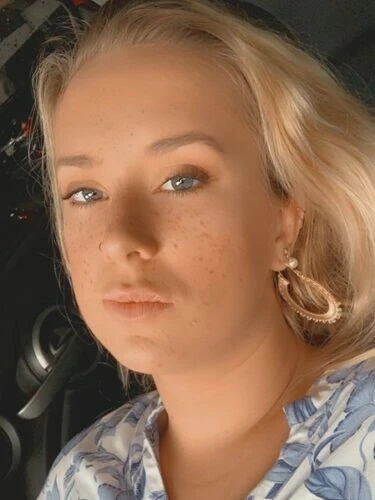 MoonFlower Profile image 1
