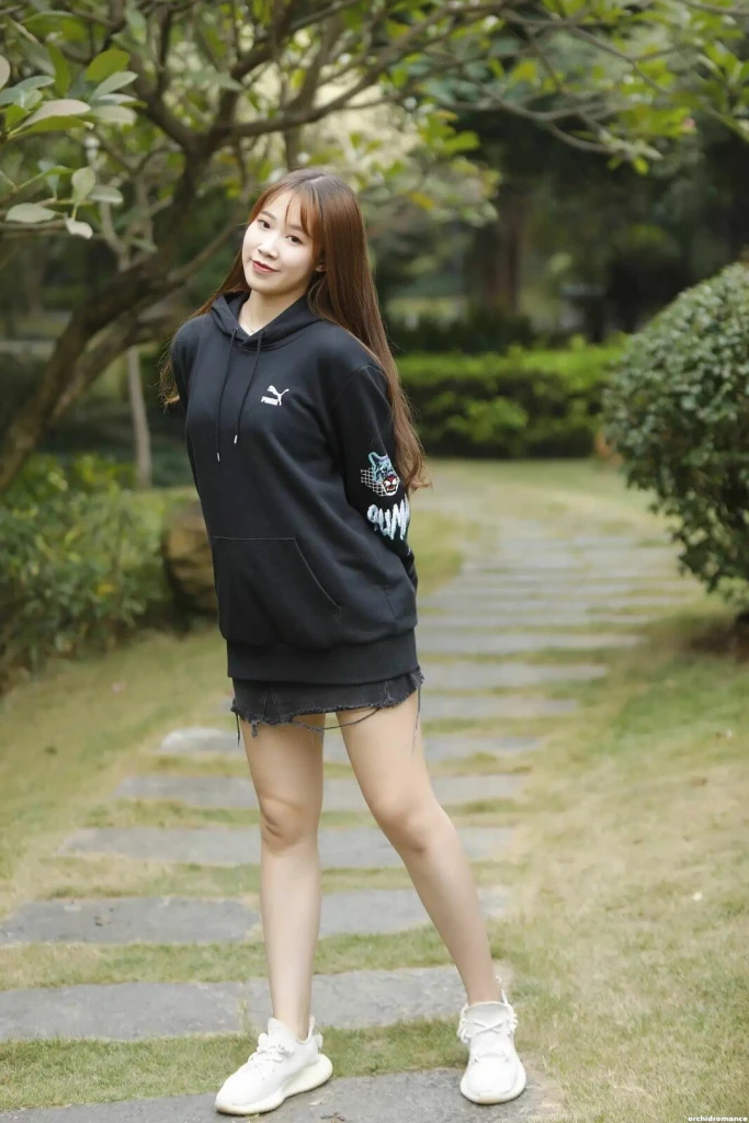 Yaqi Profile image 3