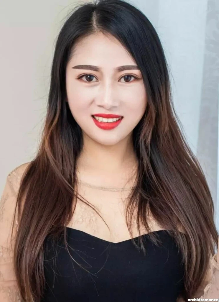Linda Profile image 2