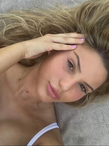 therealhousewife Profile image 2