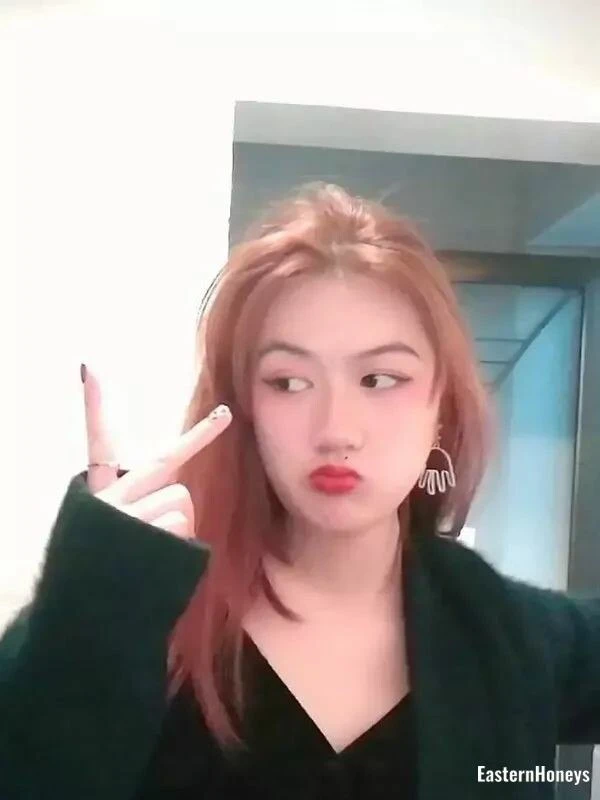 Yihan Profile image 4
