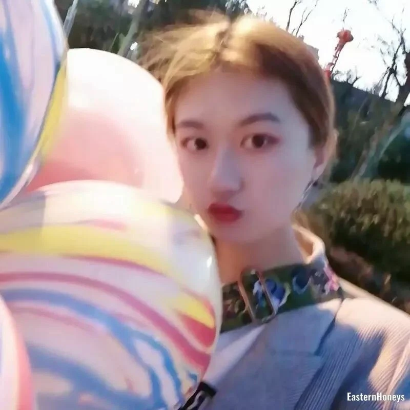 Yihan Profile image 2